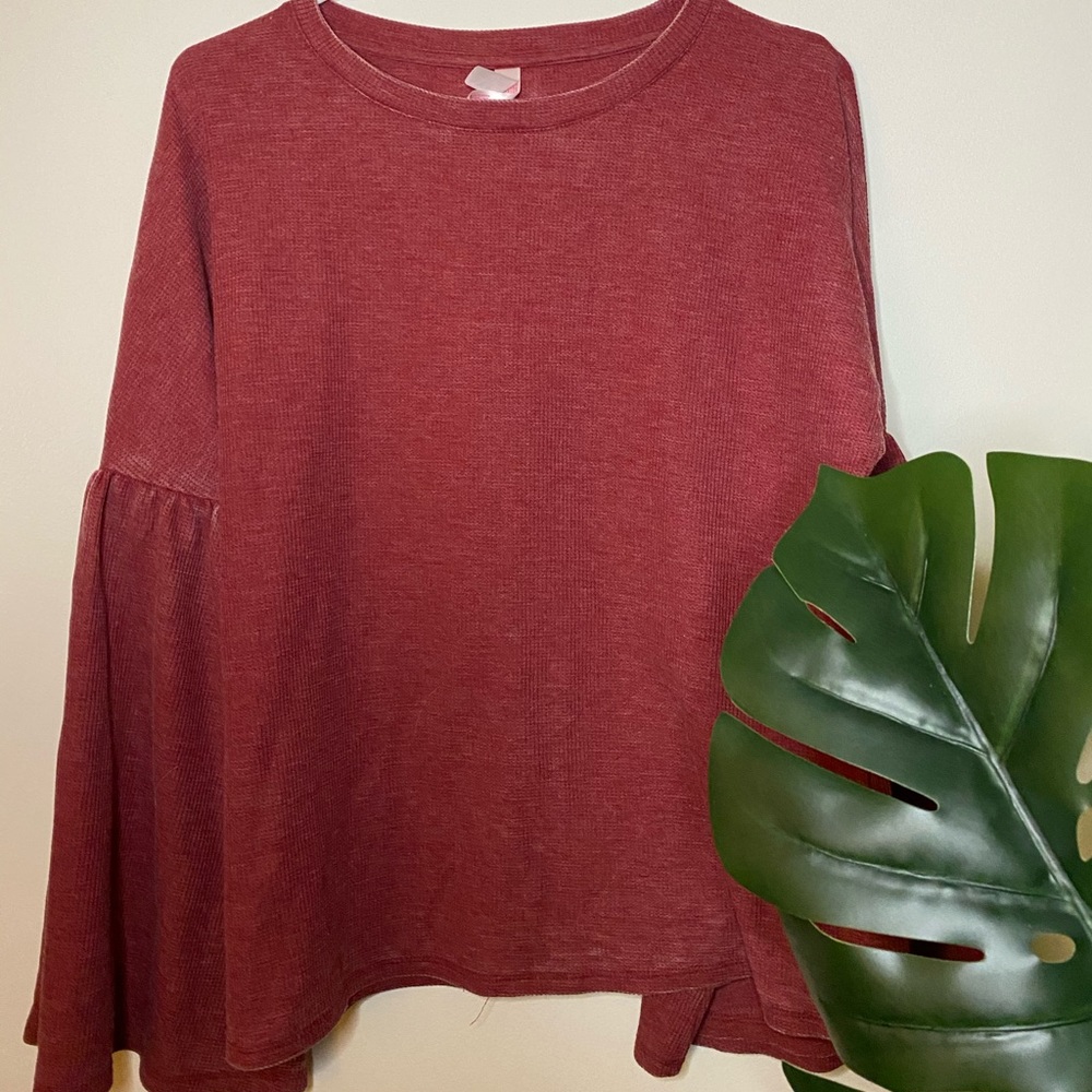 Red wide sleeve top!